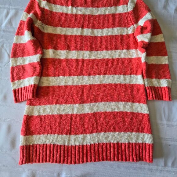 Size Medium Old Navy Coral & White Striped 3/4 Sleeve Sweater - Picture 6 of 10